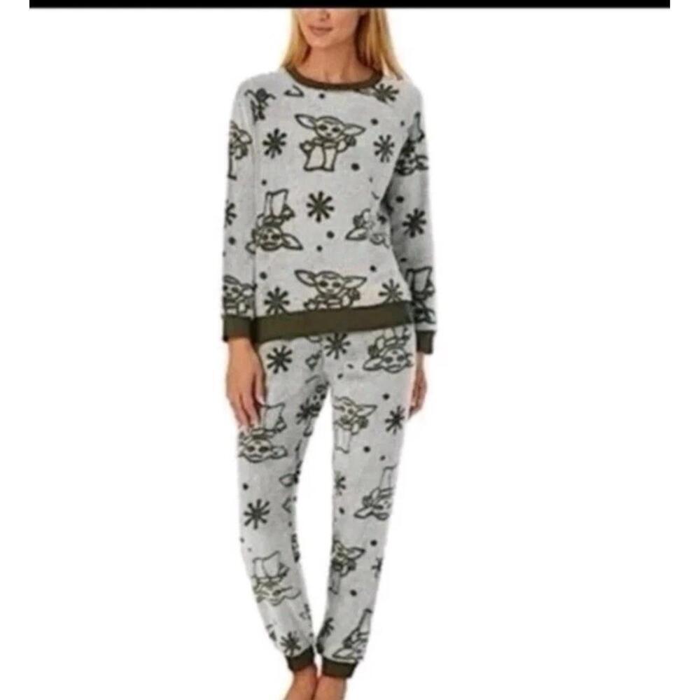 STAR WARS The Womens 2-Piece Plush Fleece Jogger Size XS. BP - Picture 1 of 2